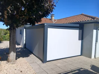 Pergola aluminium sur une terrasse à Charnay (71)