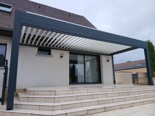Pergola aluminium sur une terrasse à Dijon
