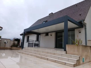Pergola aluminium sur une terrasse à Dijon